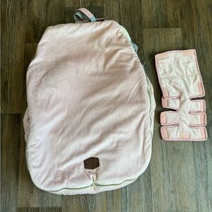 Sold‼️JJ Cole Collections BundleMe Pink Fleece Car Seat Blanket